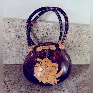 Coconut purse handbag. Hawaiian purse. “Aloha coconut shell purse”